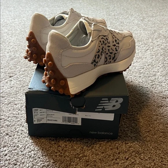 NWT New Balance 327sneakers in off white with leopard print logo. Super cute!! - Picture 3 of 7